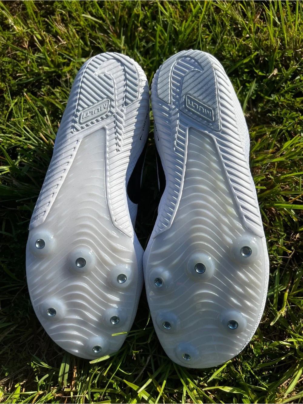 NEW Nike size 9.5 Mens Rival Multi Track Spikes White